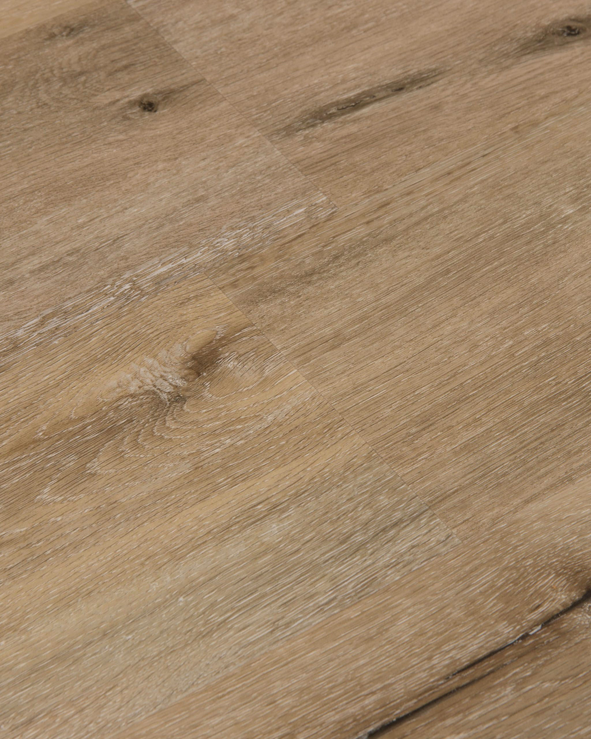 Cali Select Aged Hickory Vinyl Plank | Carpet Exchange