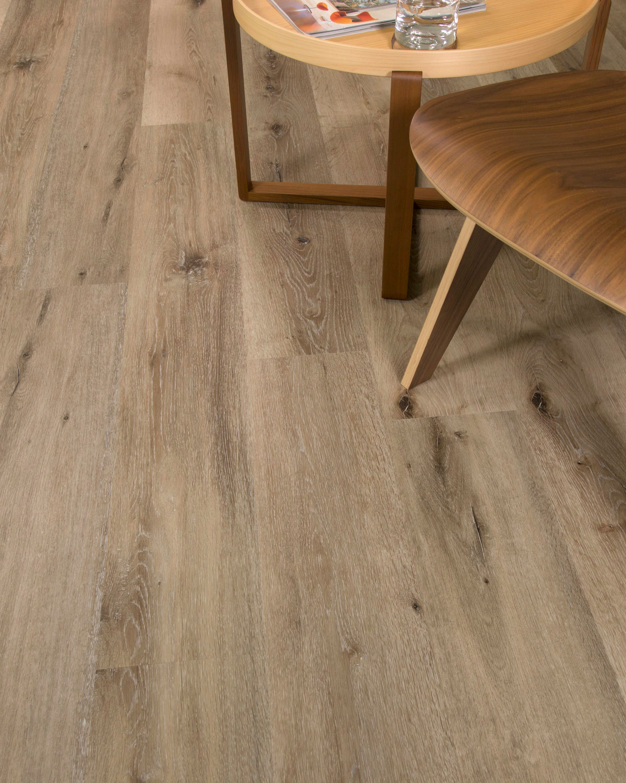 Cali Select Aged Hickory Vinyl Plank | Carpet Exchange