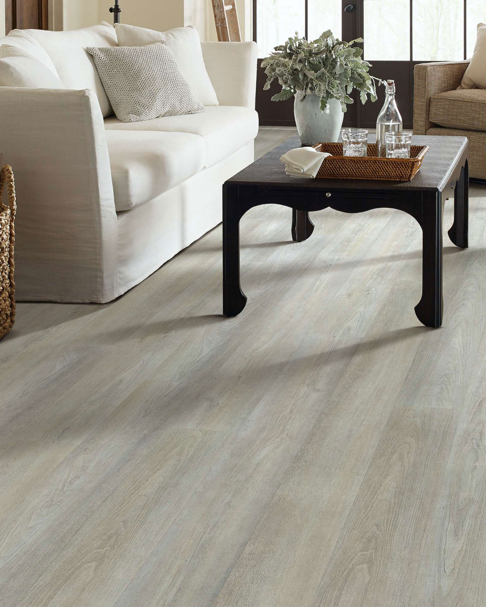 STRONG 006 THERMAL(GREIGE) Sサイズ Shaw Anvil Greige Walnut - Luxury Vinyl | Carpet Exchange