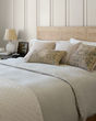 Joshua PAR0006 Ivory/Grey 18''x18'' Pillow