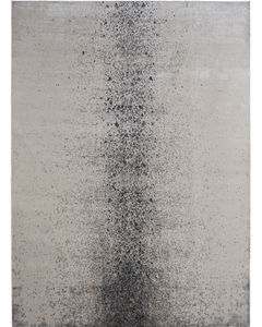 Astra 39L2F Ivory/Gray/Black Area Rug